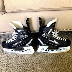 CCM 74k Hockey Skates